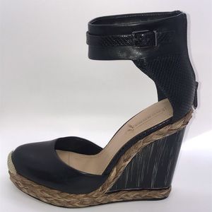 Sexy, BCBG Max Azria Wedges, Size 9M